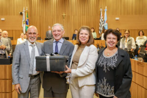 Leia mais sobre o artigo Luiz Roberto Nunes, último bandeirante do TRT-15, é homenageado no Pleno