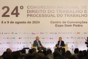 Leia mais sobre o artigo Conferência sobre constitucionalismo social e transição tecnológica inicia o segundo dia do Congresso do TRT-15