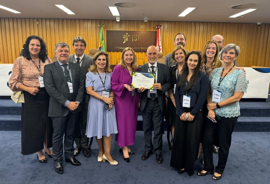 No momento, você está visualizando Em Brasília, TRT-15 recebe prêmios “Força Tarefa Grimpa” e “TRT em Destaque”