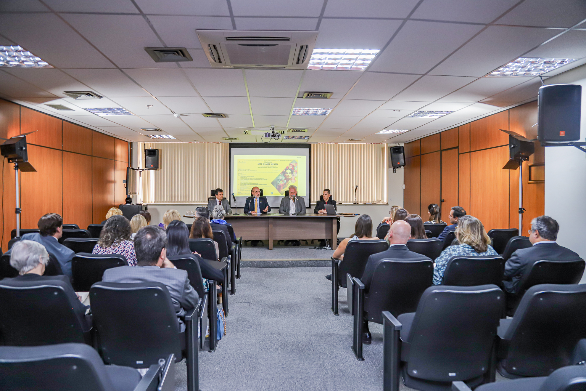 No momento, você está visualizando Setembro Amarelo: seminário do Programa Trabalho Seguro aborda arte e saúde mental 