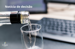 Leia mais sobre o artigo Mantida justa causa a trabalhadora que fez apologia ao álcool em suas redes em horário de trabalho 