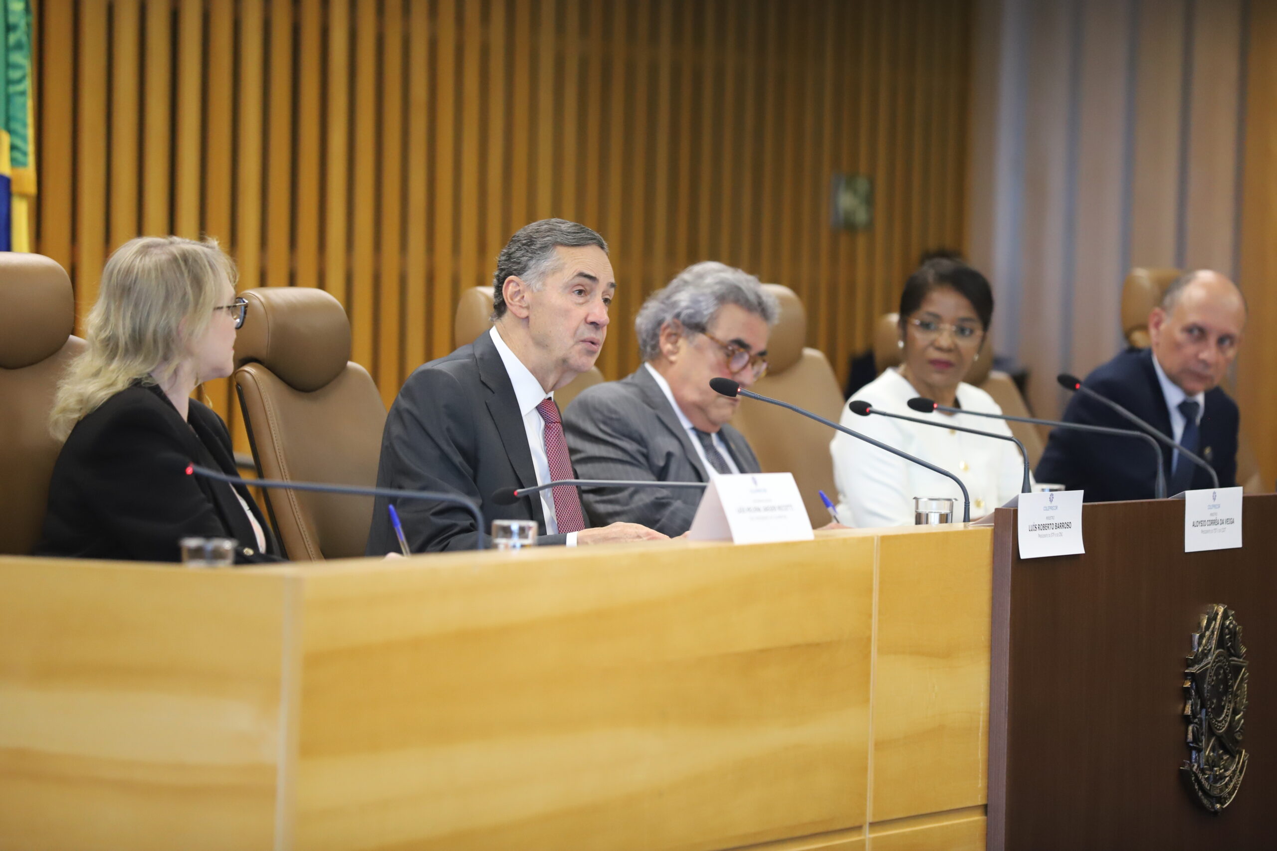 No momento, você está visualizando Coleprecor debate governança e uso de IA em primeira reunião do ano