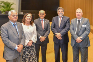 Leia mais sobre o artigo TRT-15 marca presença em sessão solene pelos 20 anos do CSJT