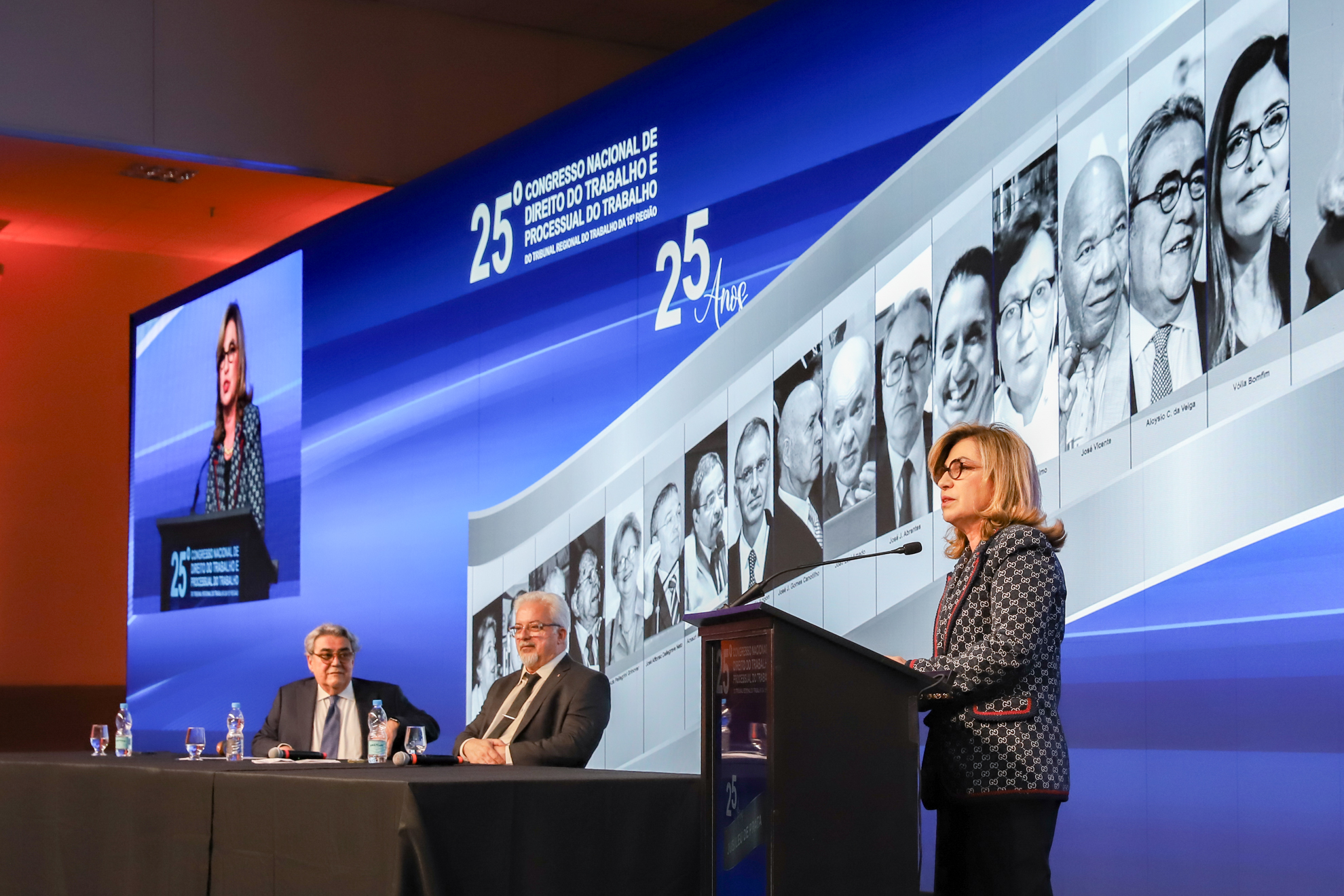 No momento, você está visualizando Edição comemorativa dos 25 anos do Congresso é encerrada com homenagem ao ministro Aloysio