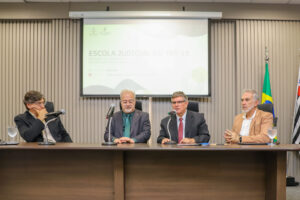 Leia mais sobre o artigo Seminário discute desafios da pejotização para a proteção social