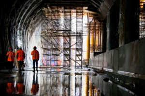 Leia mais sobre o artigo Queda de muro sobre trabalhador gera responsabilidade objetiva de construtora, decide 4ª Câmara