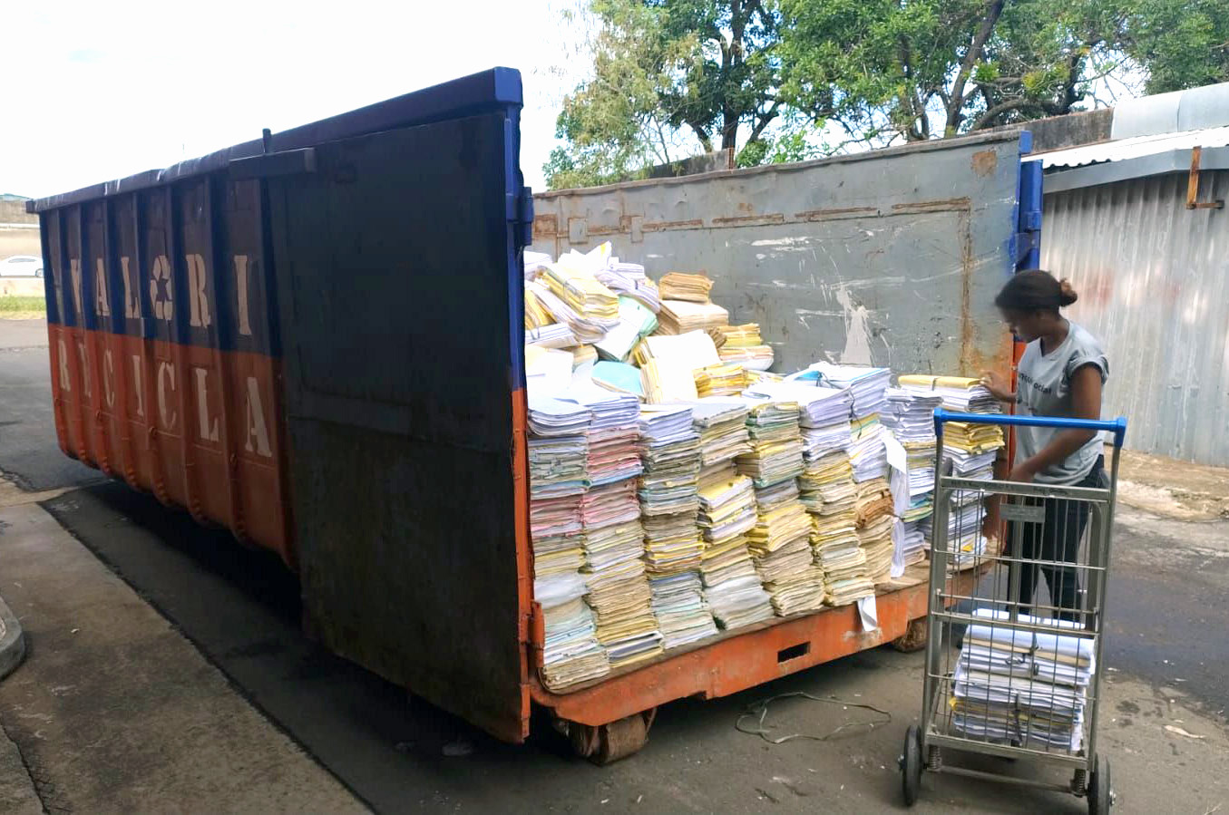 Leia mais sobre o artigo TRT-15 destina mais 30 toneladas de papel para cooperativa de reciclagem, reforçando compromisso socioambiental