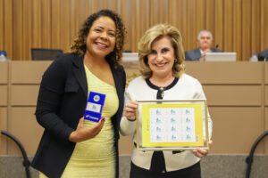 Leia mais sobre o artigo Correios homenageiam os 40 anos do TRT-15 com lançamento de selo comemorativo 