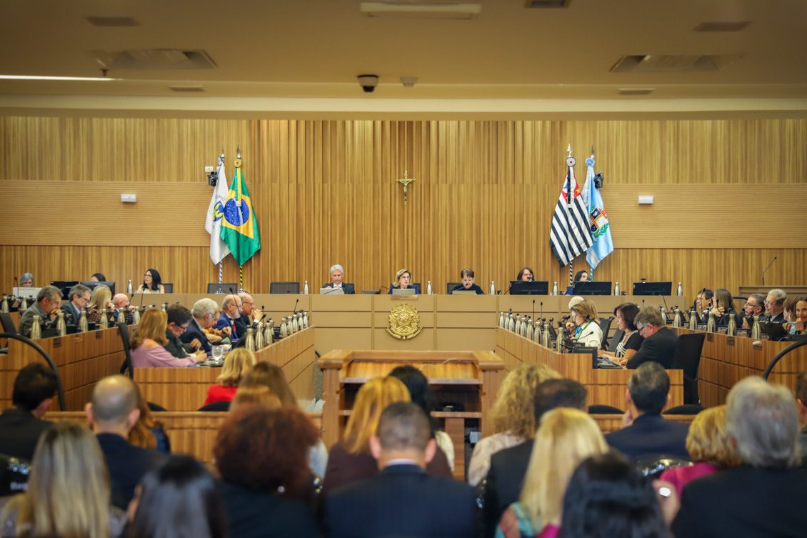 No momento, você está visualizando Membros da Corte da 15ª elegem listas tríplices