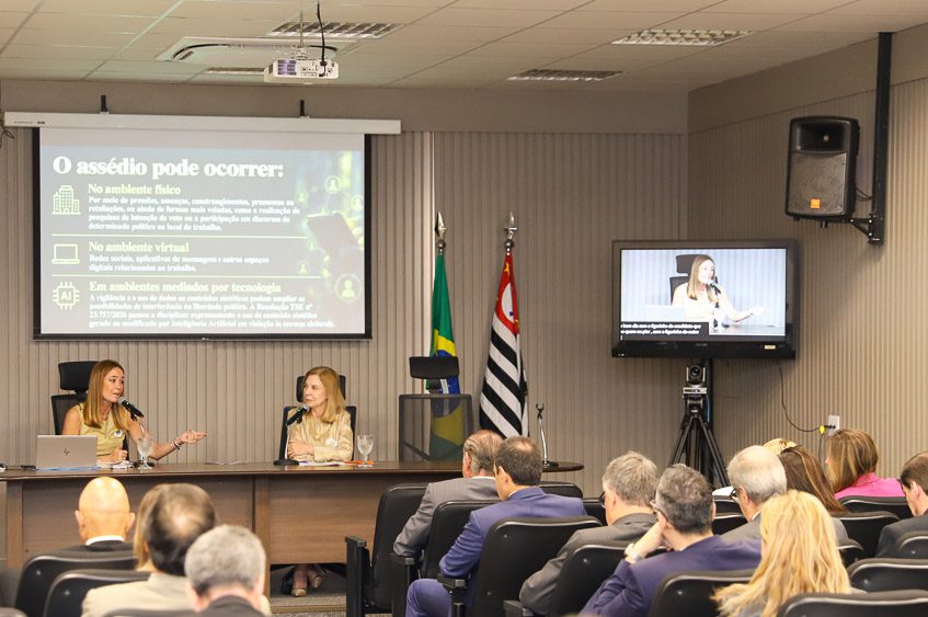 No momento, você está visualizando Palestra da EJud-15 debate assédio eleitoral nas relações de trabalho